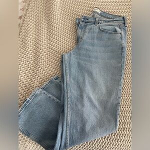 Abercrombie & Fitch mid-rise straight jean